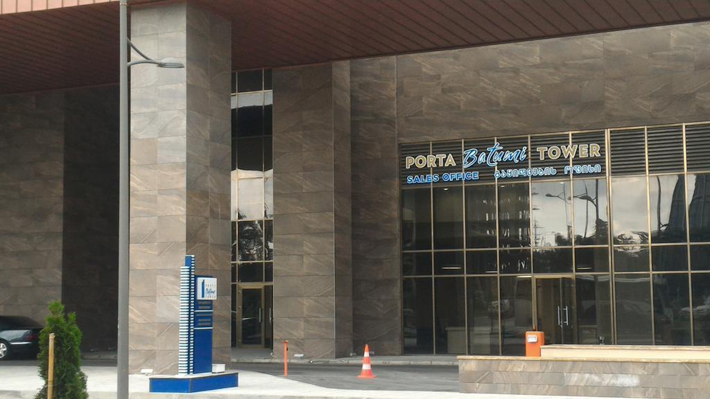 Suite Porta Batumi 1001 Екстериор снимка